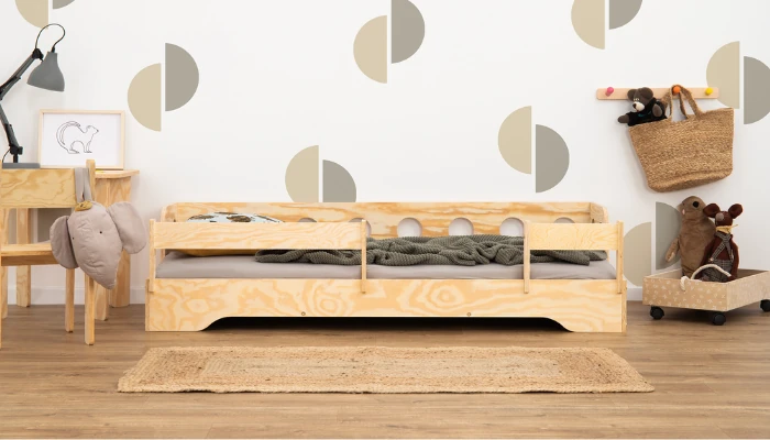 Łóżko pojedyncze dla dzieci z barierką i stelażem sofa TILA 5S Montessori Drewniane